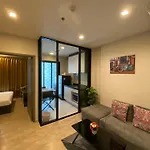 The Base In Aparthotel *
