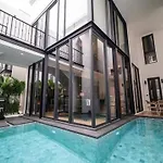 วิลล่า Moon 5-bedroom Luxury Pool Pattaya