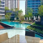 Unixx Near Walking Street อพาร์ทเม้น