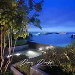 Edge Seaview Apartment Pattaya