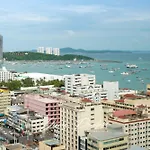 Edge Seaview Apartment