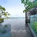 Edge Seaview *