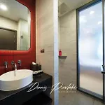 Edge Seaview Apartment Pattaya