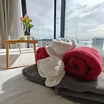 Aparthotel Edge By Mickey