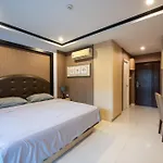 New Nordic Vip 5 By Apartwell Apartment