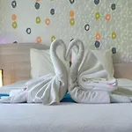 Hotel The Icon Place 1 @