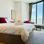 Edge By Yoyo Apartment *