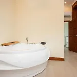 Pratamnak Luxury Resort *
