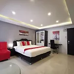 Luxury Beach Studio 4 Floor