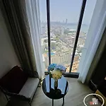 The Edge 25th High Floor, *
