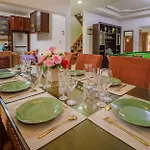 Ratana Near Walking Street And Beaches *