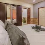 Ratana Near Walking Street And Beaches * Pattaya