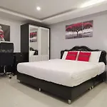 Luxury Beach Studio 9B