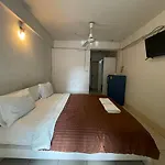 Guest house Oyo 75494 President Pattaya