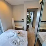 Aparthotel The Base By Mickey Pattaya