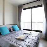 Location Of Pattaya, Sky Pool, Next To Apartment Pattaya