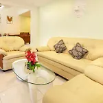 Kouac Near Walking Street And Beaches วิลล่า Pattaya