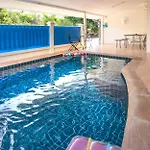 Kouac Near Walking Street And Beaches วิลล่า Pattaya