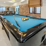 Madee Near Walking Street And Beaches * Pattaya