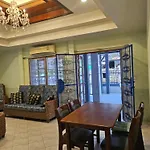Villa Idealement Situe