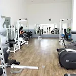 Novana Residence - Jacuzzi - Pool - Sauna - Gym