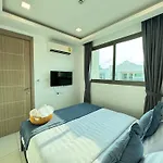 Acadia Continental Pattaya