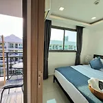 Acadia Continental * Pattaya