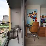 Edge 2br Ocean View Luxury Rooftop Pool Location * Pattaya