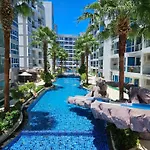 Grand Avenue Condo By Youngs