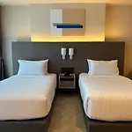 The One Cozy Living Hotel