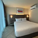 The One Cozy Living Hotel