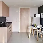 High Floor Sea View 2 Bedroom Near Walking Street * Pattaya