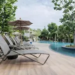 High Floor Sea View 2 Bedroom Near Walking Street อพาร์ทเม้น *