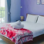 Patumnak Beach Guesthouse Hotel 2*