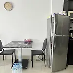 Viewtalay Beachfront By Nd อพาร์ทเม้น Pattaya