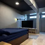 Friends Station Tukkom & Cafe Hostel Pattaya