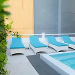 The One Cozy Living