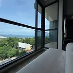 Amazing Large With Sea View Near อพาร์ทเม้น *