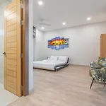 芭提雅21航站楼附近8卧9卫轻奢现代别墅带独立歌房 Pattaya