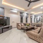 วิลล่า 芭提雅21航站楼附近8卧9卫轻奢现代别墅带独立歌房 Pattaya