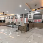 芭提雅21航站楼附近8卧9卫轻奢现代别墅带独立歌房 * Pattaya