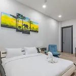 วิลล่า 芭提雅21航站楼附近8卧9卫轻奢现代别墅带独立歌房 Pattaya