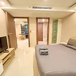 Grand Avenue Residence Condominium