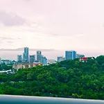 South Delux View Near Walking Street อพาร์ทเม้น *