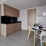 อพาร์ทเม้น High Floor Sea View 2 Bedroom Near Walking Street
