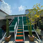 Happiness Community Wake & Bake - Rooftop Bar & Bistro