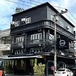 Hostel Friends Station Tukkom & Cafe