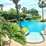 The Palm Wongamat 22 อพาร์ทเม้น Pattaya
