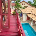 Bali Pool Villa, 5 Min To Walking Street & The Beaches Pattaya