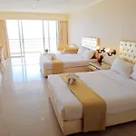 Adriatic Palace โรงแรม Pattaya